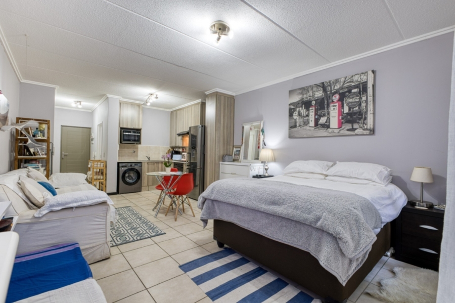 0 Bedroom Property for Sale in Lonehill Gauteng