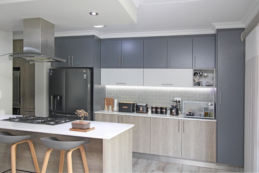 2 Bedroom Property for Sale in Carlswald Gauteng