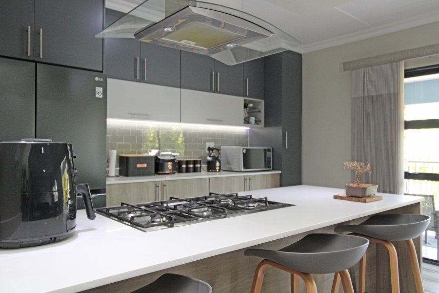 2 Bedroom Property for Sale in Carlswald Gauteng