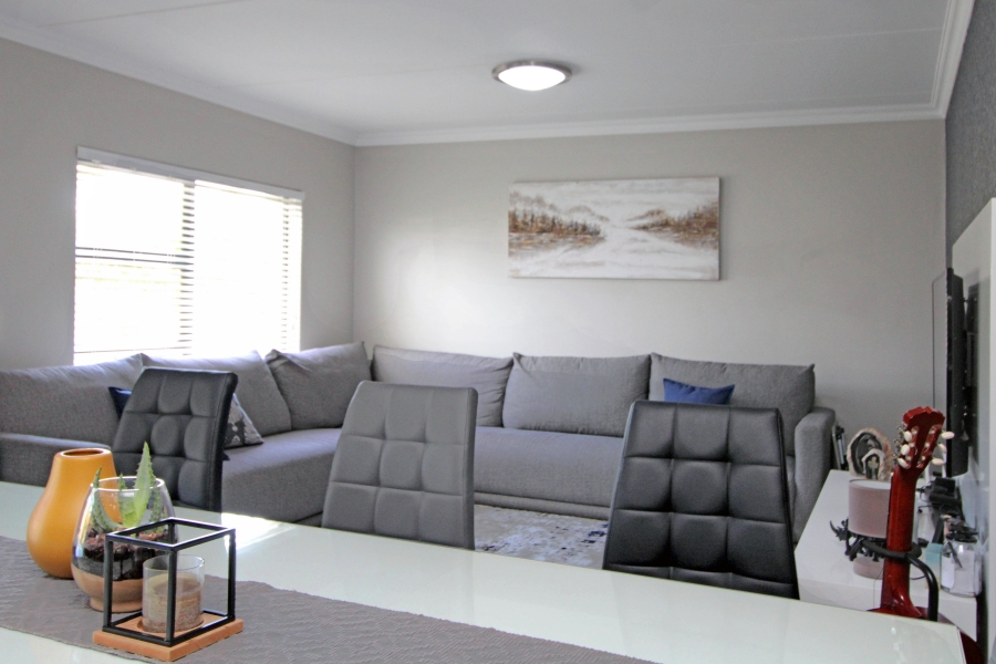 2 Bedroom Property for Sale in Carlswald Gauteng