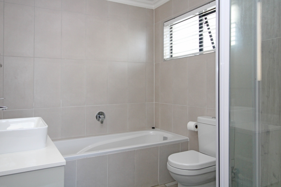 2 Bedroom Property for Sale in Carlswald Gauteng