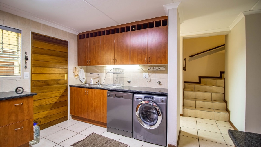 3 Bedroom Property for Sale in Rynfield Gauteng