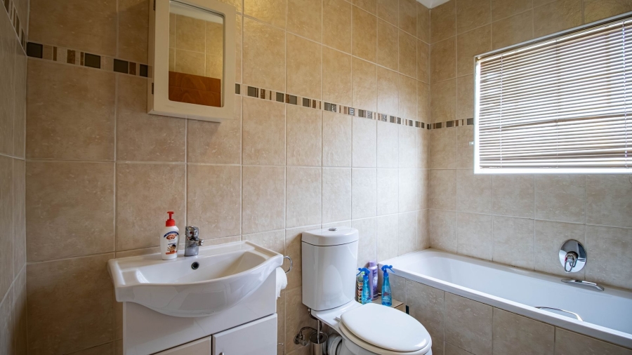 3 Bedroom Property for Sale in Rynfield Gauteng