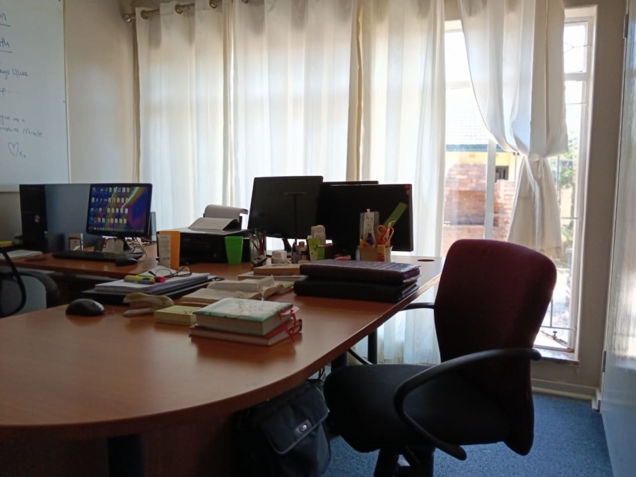 4 Bedroom Property for Sale in Greenhills Gauteng