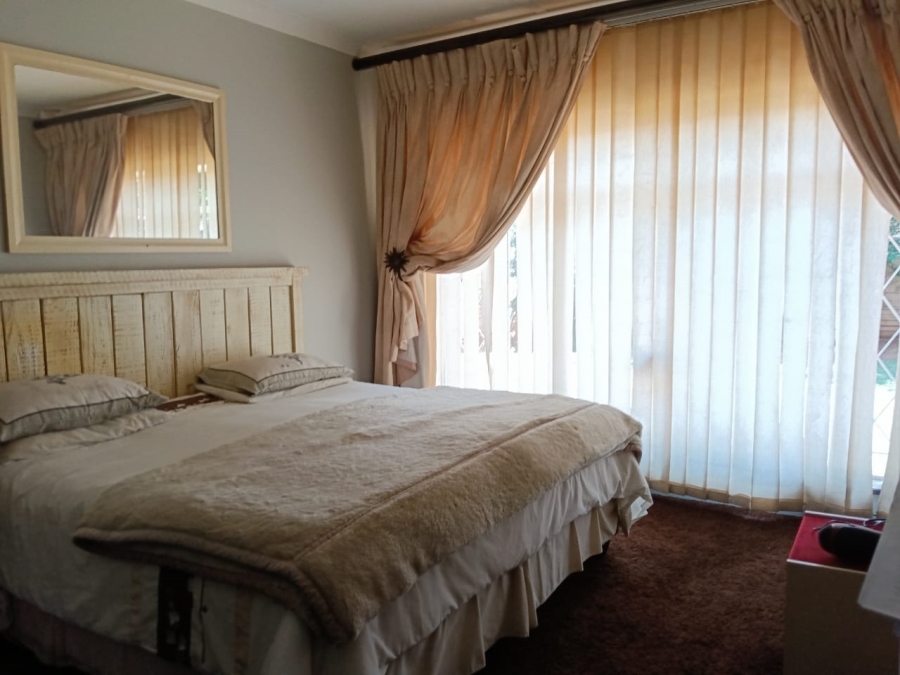 4 Bedroom Property for Sale in Greenhills Gauteng