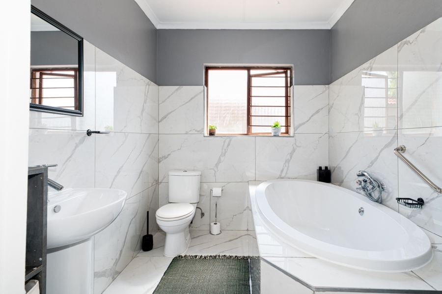 3 Bedroom Property for Sale in Craigavon Gauteng