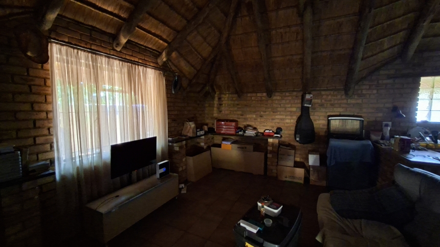 5 Bedroom Property for Sale in Dalview Gauteng