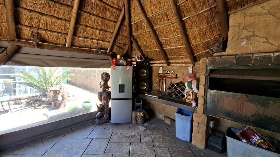 5 Bedroom Property for Sale in Dalview Gauteng