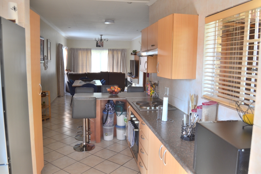 3 Bedroom Property for Sale in Thatchfield Estate Gauteng