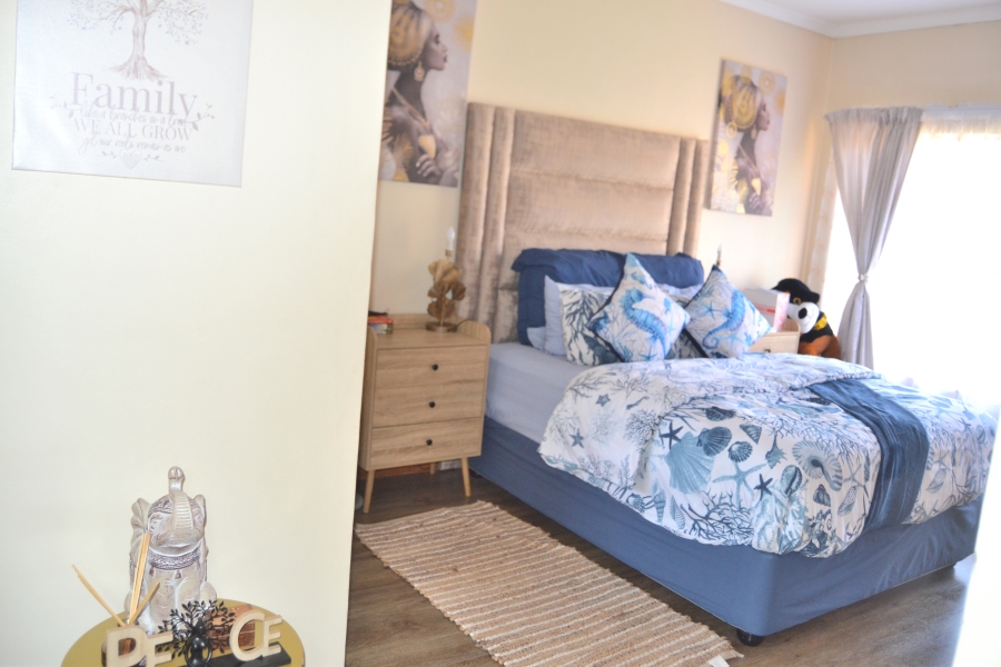 3 Bedroom Property for Sale in Thatchfield Estate Gauteng