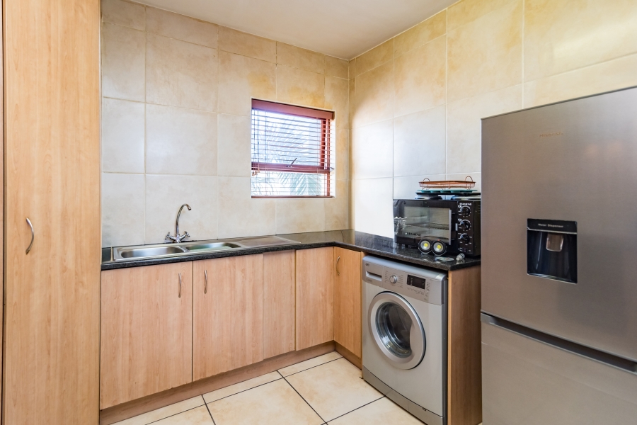 3 Bedroom Property for Sale in Sugar Bush Estate Gauteng