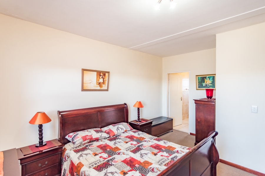 3 Bedroom Property for Sale in Sugar Bush Estate Gauteng