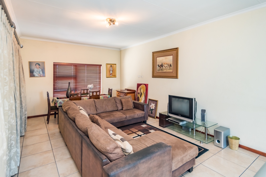 3 Bedroom Property for Sale in Sugar Bush Estate Gauteng