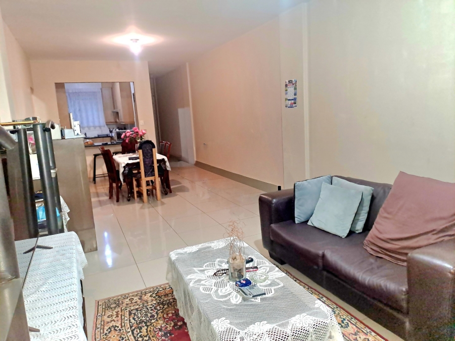 2 Bedroom Property for Sale in Berea Gauteng