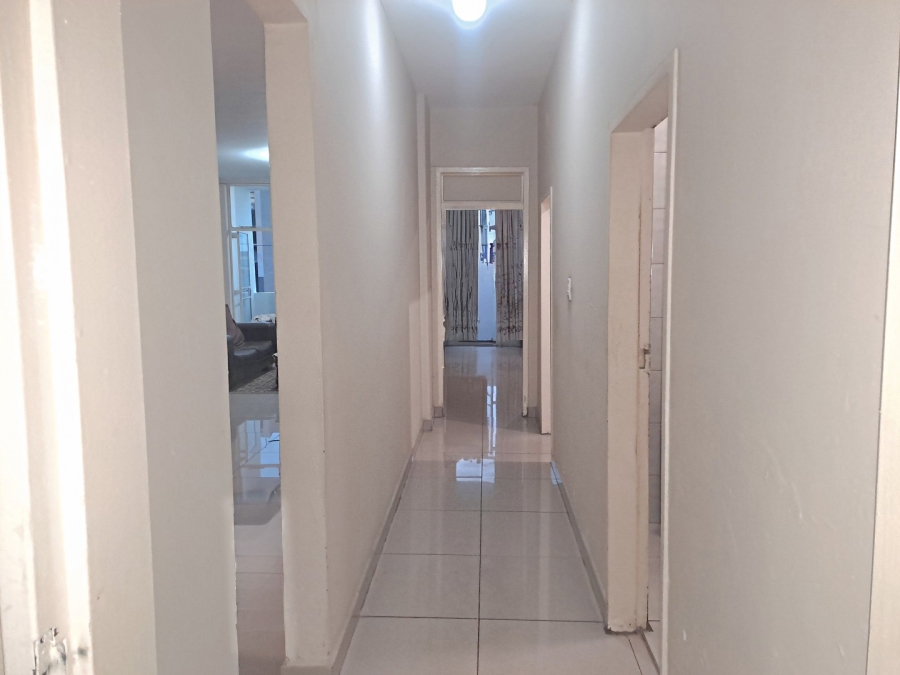 2 Bedroom Property for Sale in Berea Gauteng