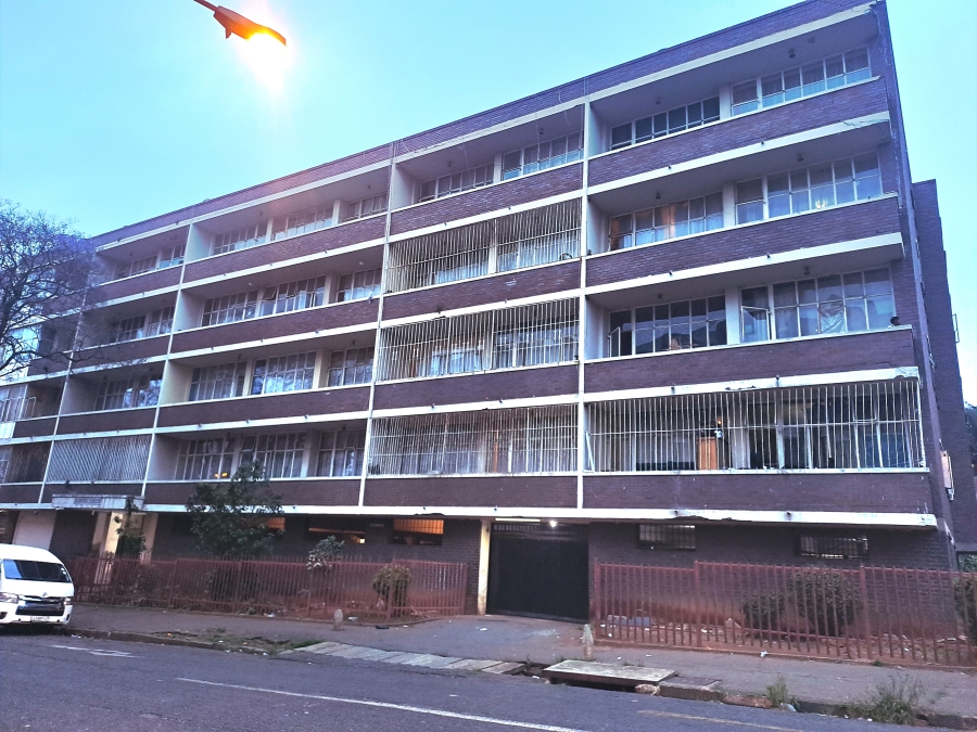 2 Bedroom Property for Sale in Berea Gauteng