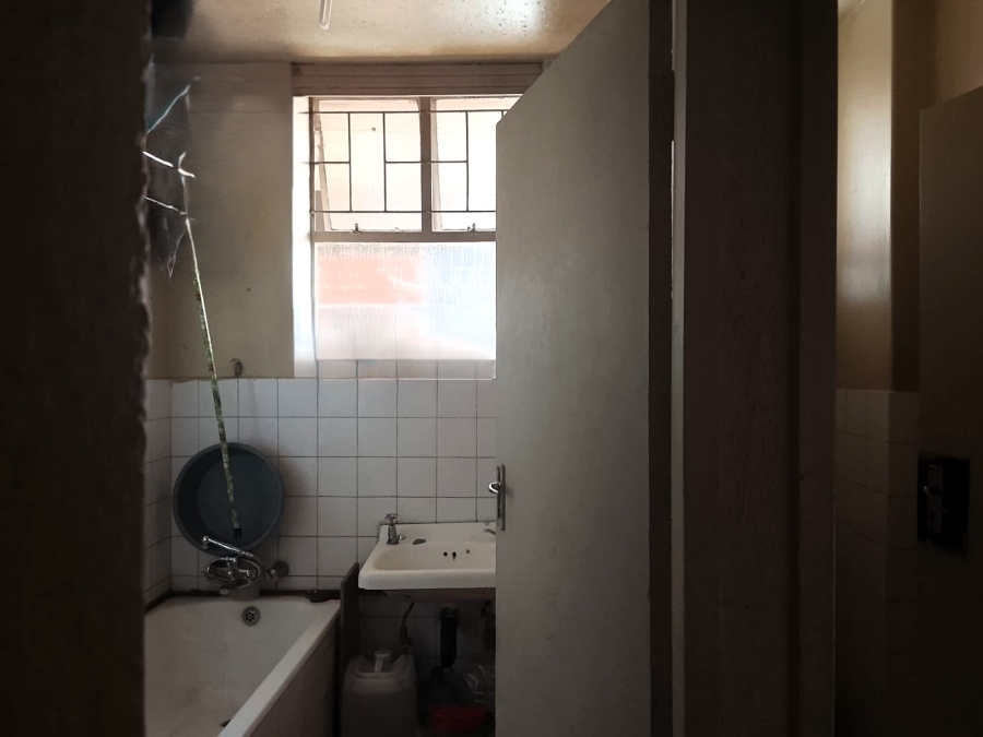 2 Bedroom Property for Sale in Sunnyside Gauteng