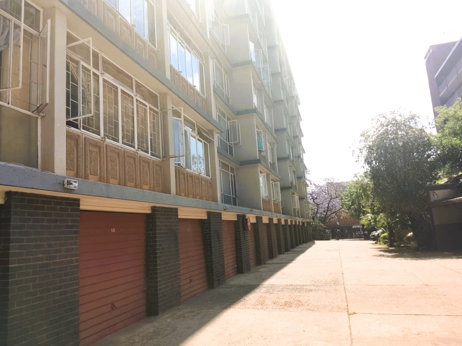 2 Bedroom Property for Sale in Sunnyside Gauteng