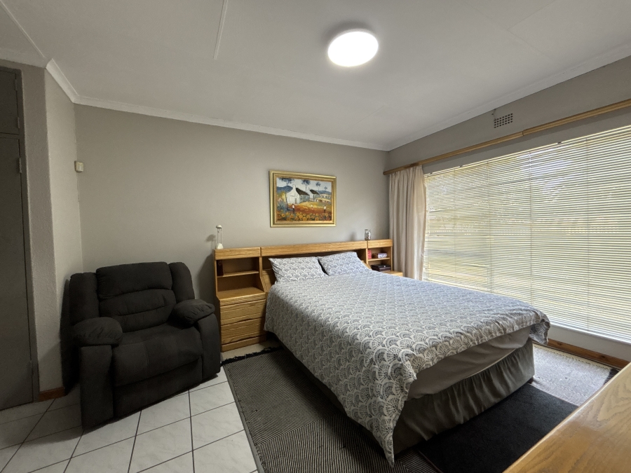 4 Bedroom Property for Sale in Freeway Park Gauteng