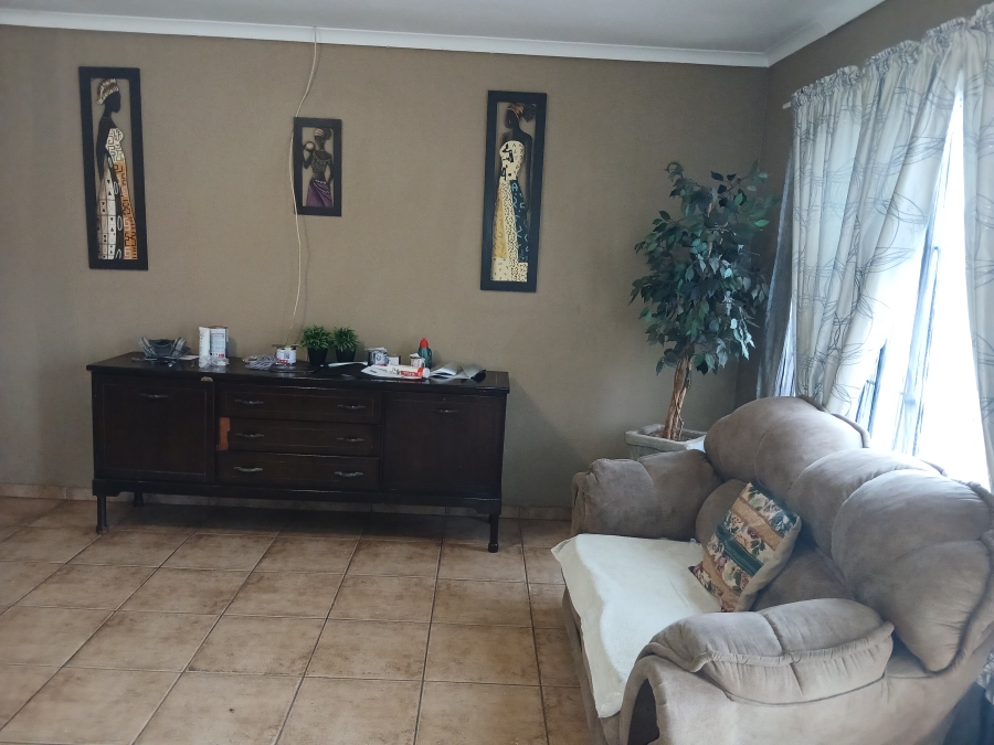 3 Bedroom Property for Sale in Greenhills Gauteng
