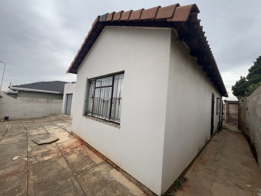 3 Bedroom Property for Sale in Dobsonville Ext 3 Gauteng
