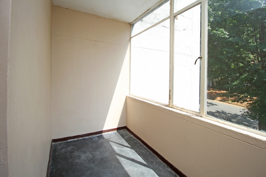 2 Bedroom Property for Sale in Cyrildene Gauteng