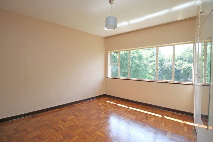 2 Bedroom Property for Sale in Cyrildene Gauteng