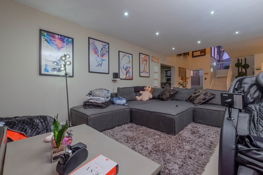 3 Bedroom Property for Sale in Strubensvallei Gauteng