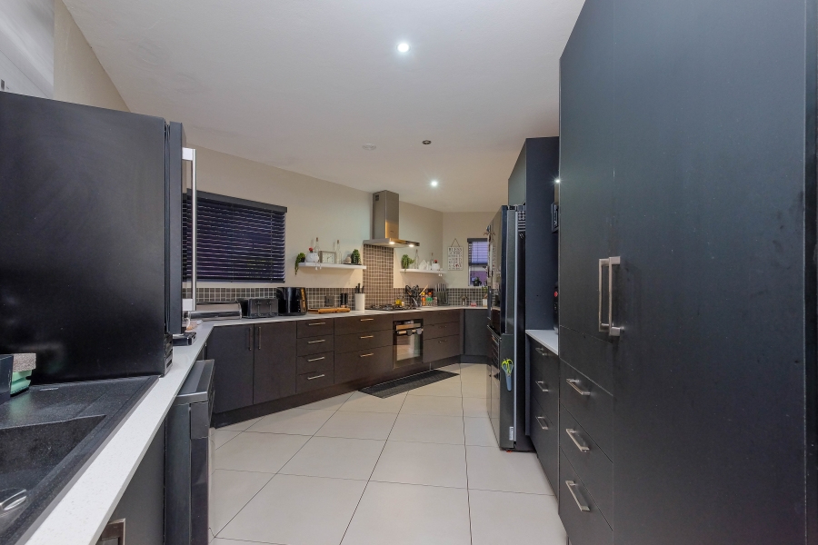 3 Bedroom Property for Sale in Strubensvallei Gauteng