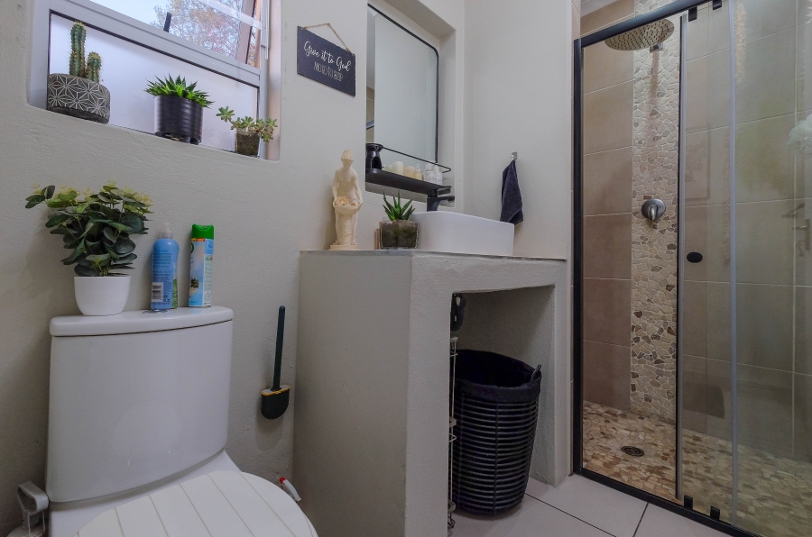 3 Bedroom Property for Sale in Strubensvallei Gauteng