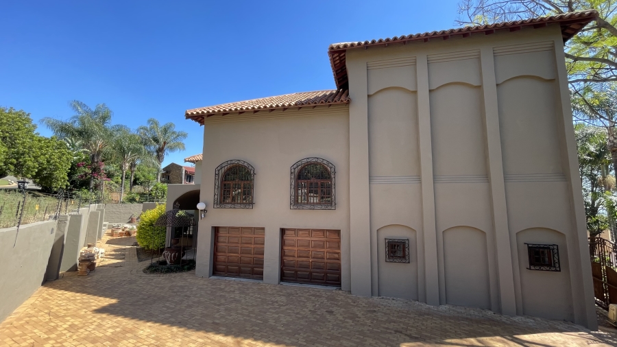 5 Bedroom Property for Sale in Waterkloof Heights Gauteng