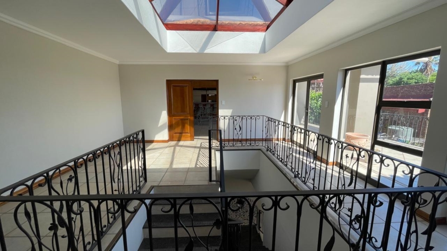 5 Bedroom Property for Sale in Waterkloof Heights Gauteng