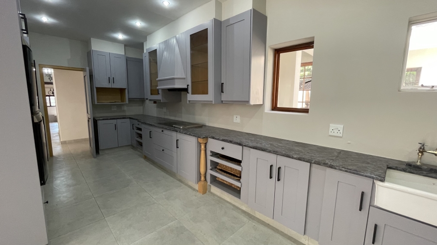 5 Bedroom Property for Sale in Waterkloof Heights Gauteng