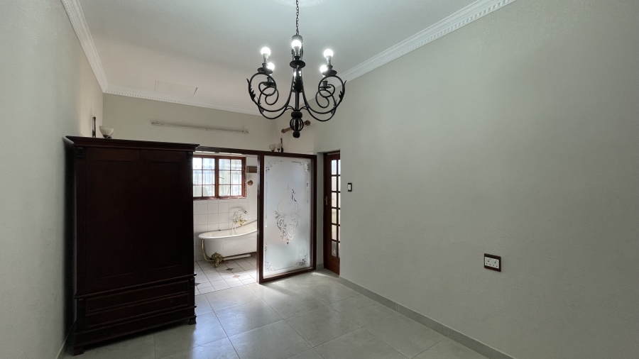 5 Bedroom Property for Sale in Waterkloof Heights Gauteng
