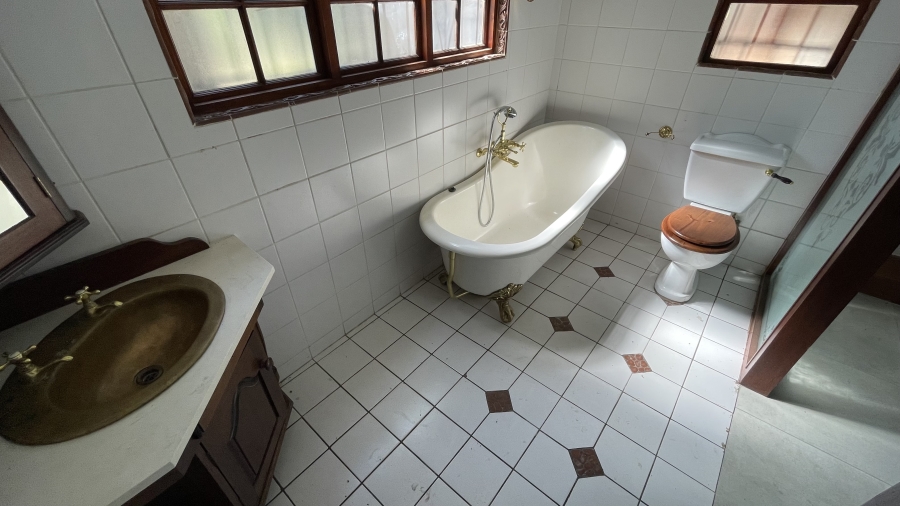 5 Bedroom Property for Sale in Waterkloof Heights Gauteng