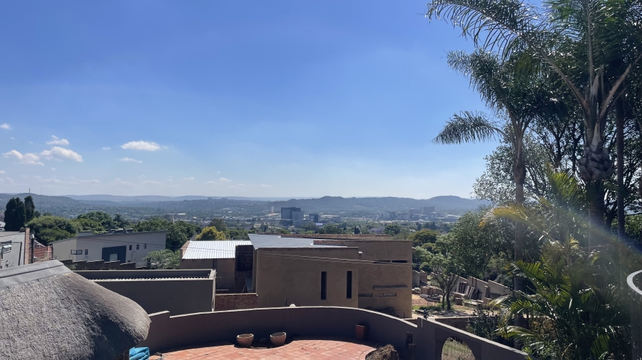 5 Bedroom Property for Sale in Waterkloof Heights Gauteng