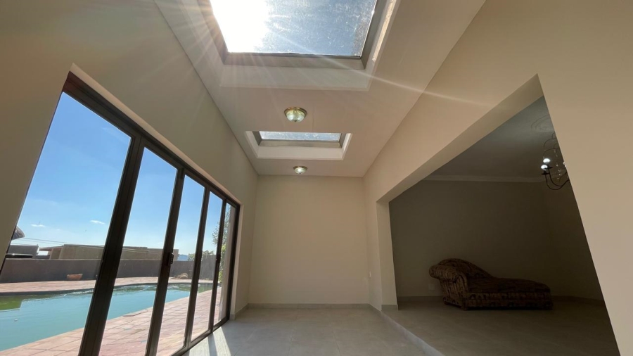 5 Bedroom Property for Sale in Waterkloof Heights Gauteng