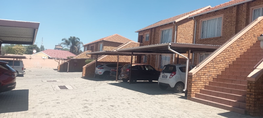 2 Bedroom Property for Sale in Rosettenville Gauteng