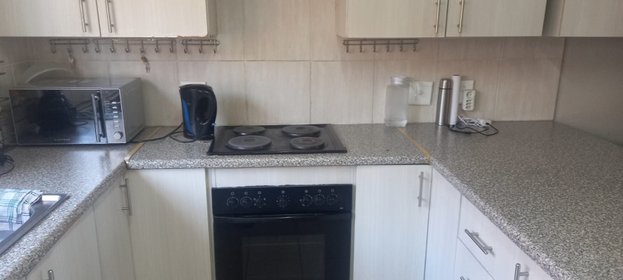 2 Bedroom Property for Sale in Rosettenville Gauteng