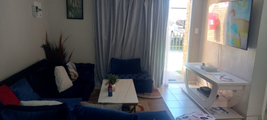 2 Bedroom Property for Sale in Rosettenville Gauteng