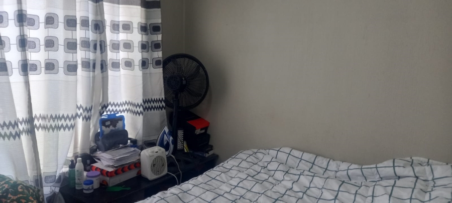 2 Bedroom Property for Sale in Rosettenville Gauteng