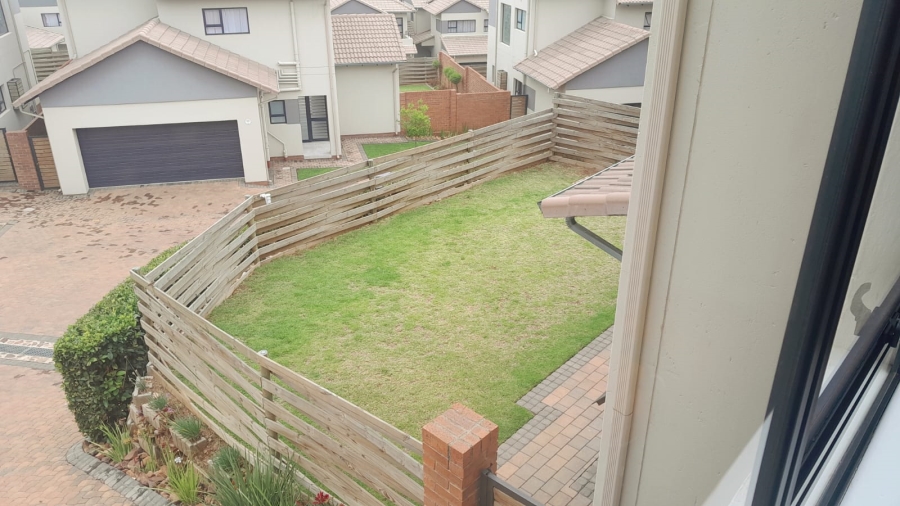 5 Bedroom Property for Sale in Amorosa Gauteng