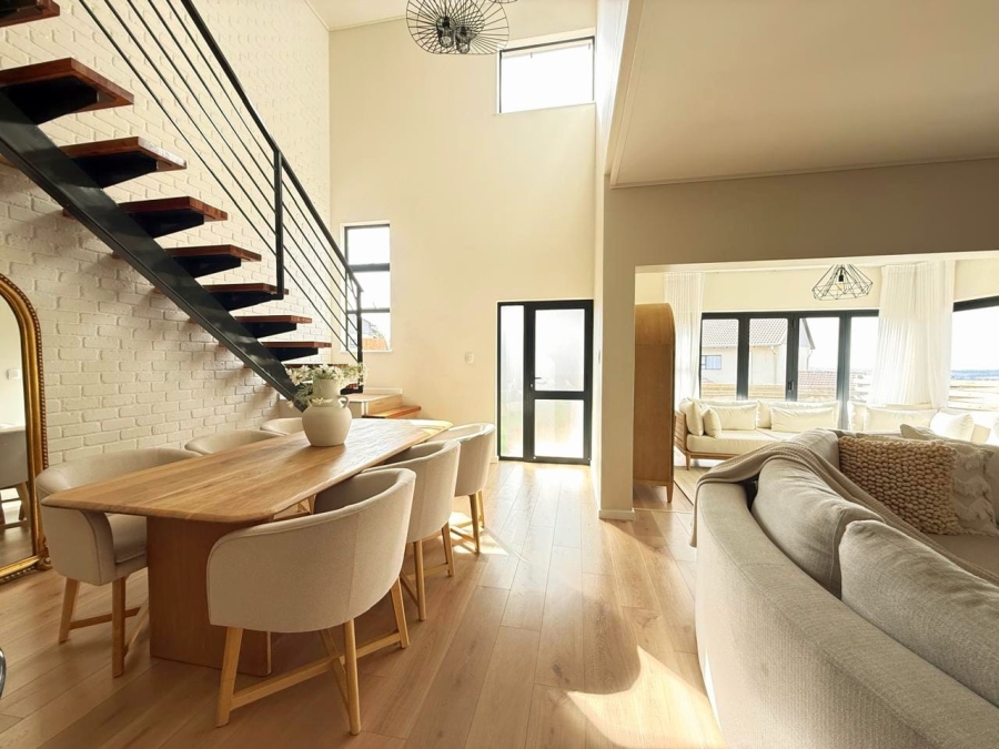 5 Bedroom Property for Sale in Amorosa Gauteng