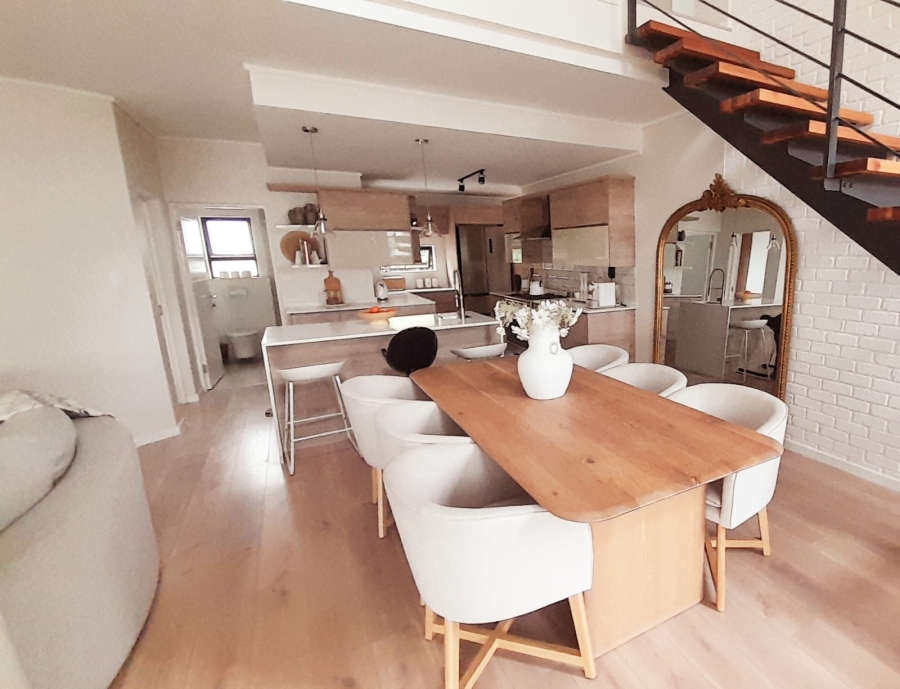 5 Bedroom Property for Sale in Amorosa Gauteng