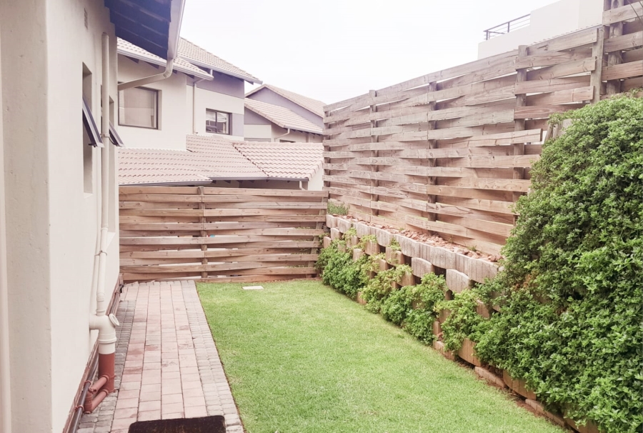 5 Bedroom Property for Sale in Amorosa Gauteng