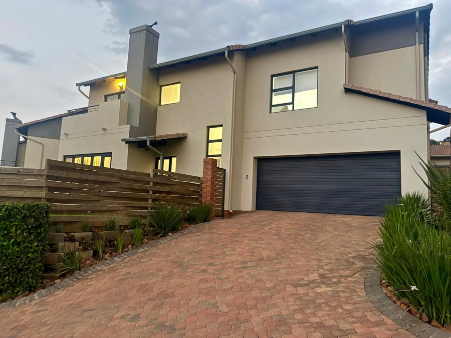 5 Bedroom Property for Sale in Amorosa Gauteng
