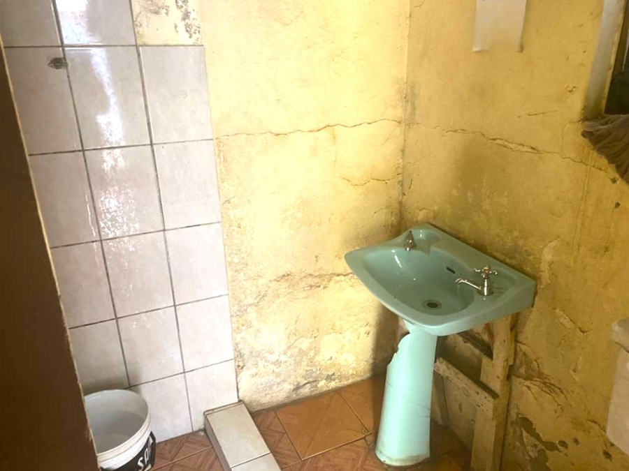 6 Bedroom Property for Sale in Siluma View Gauteng