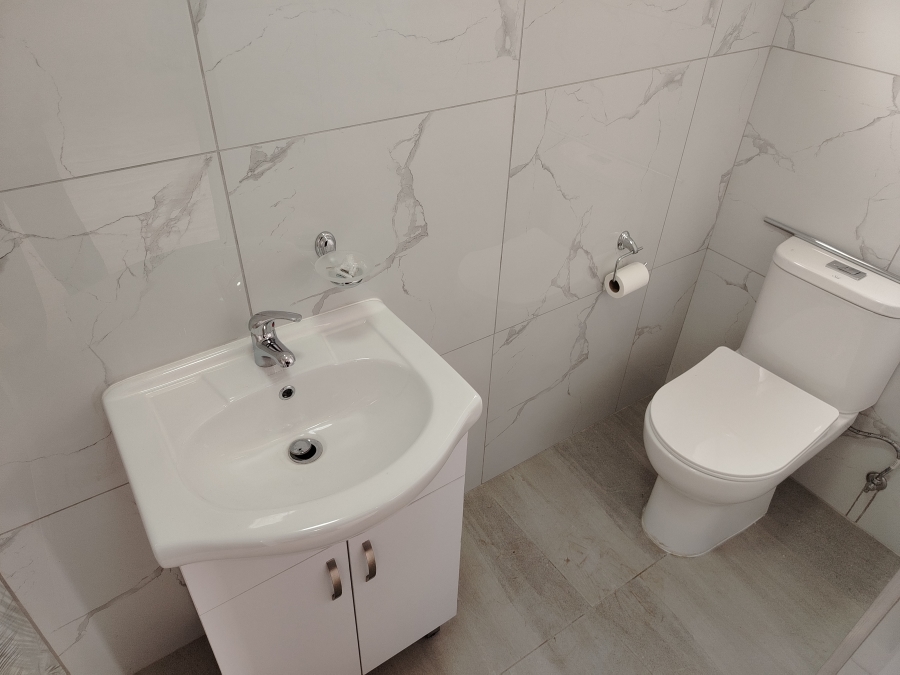 To Let 3 Bedroom Property for Rent in Selection Park Gauteng