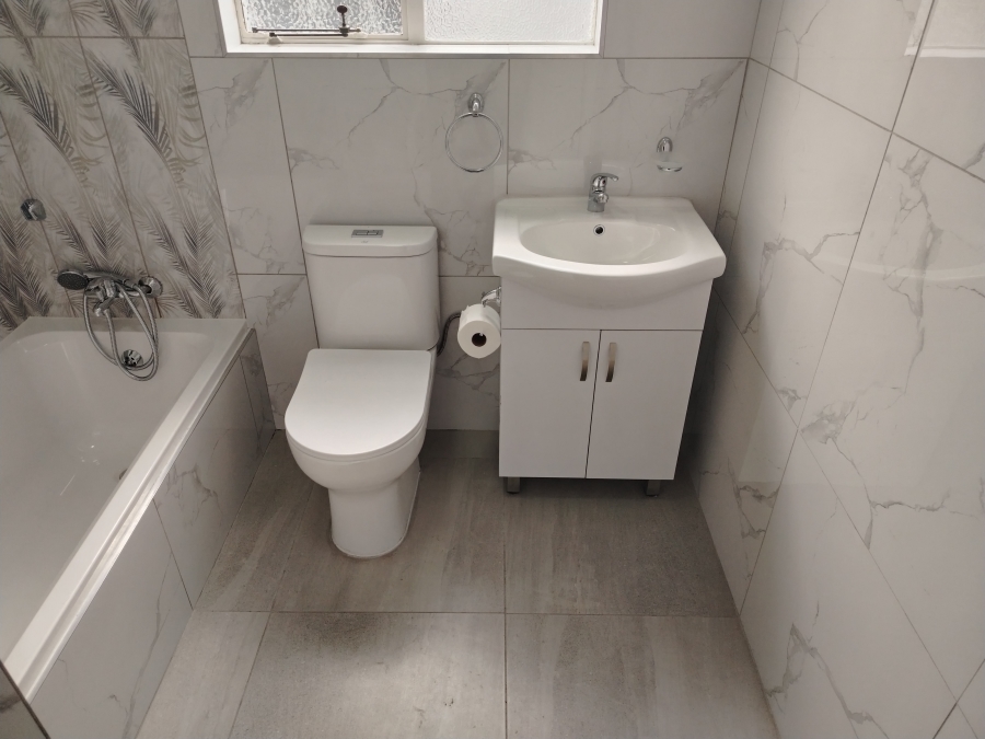 To Let 3 Bedroom Property for Rent in Selection Park Gauteng