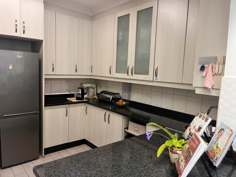 3 Bedroom Property for Sale in Glenhazel Gauteng